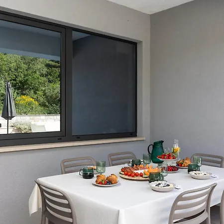 Villa Luxury Gina *